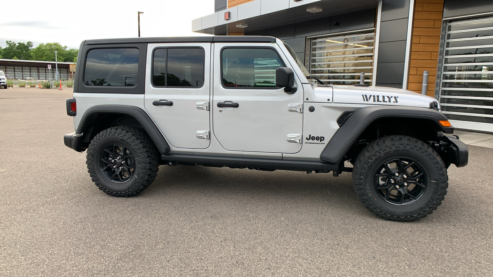 2024 Jeep Wrangler Willys 6