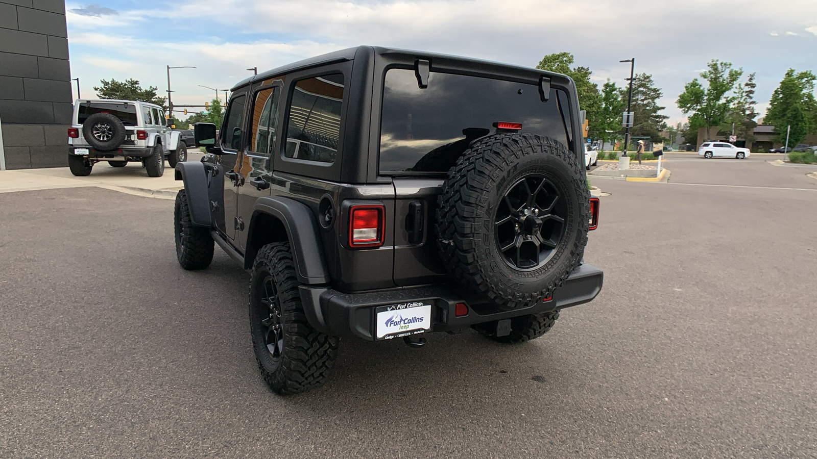 2024 Jeep Wrangler Willys 9