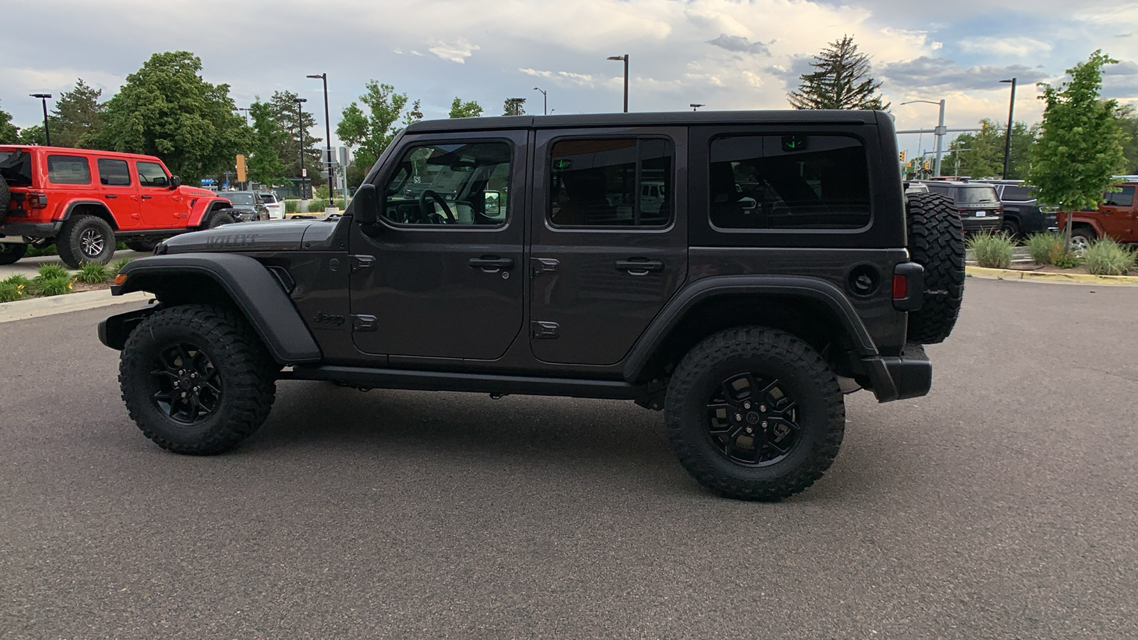 2024 Jeep Wrangler Willys 10