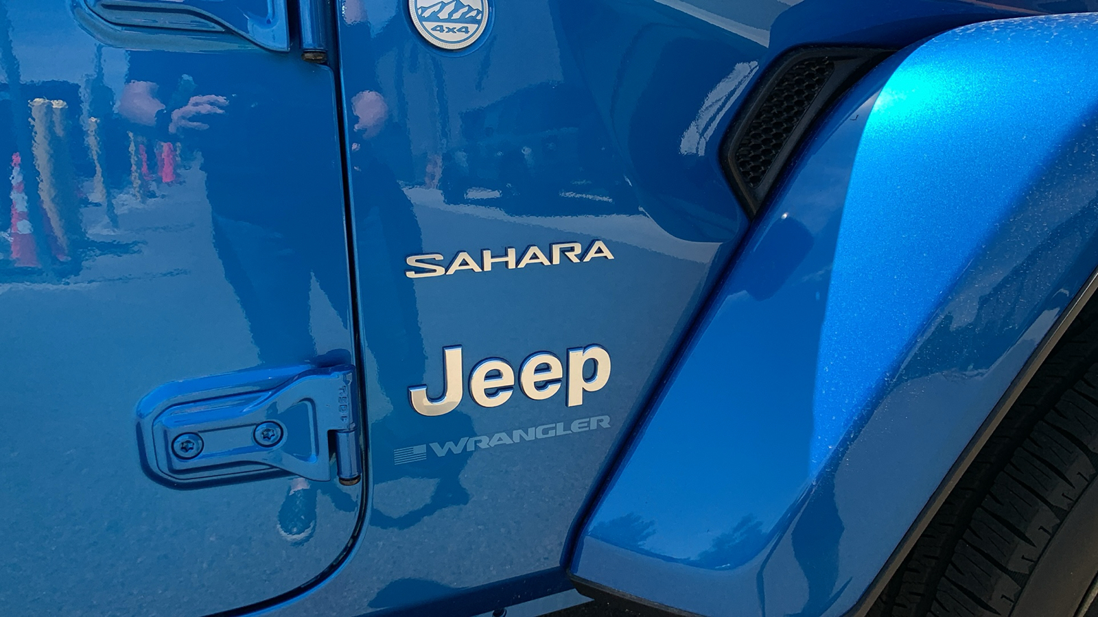 2024 Jeep Wrangler 4xe Sahara 14