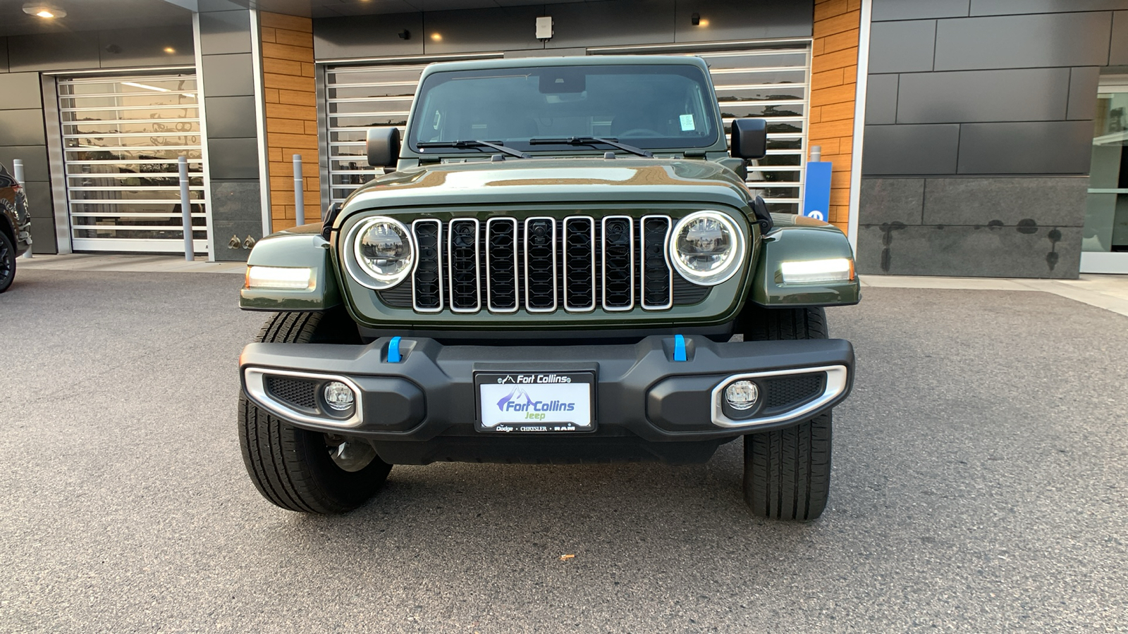 2024 Jeep Wrangler 4xe Sahara 2