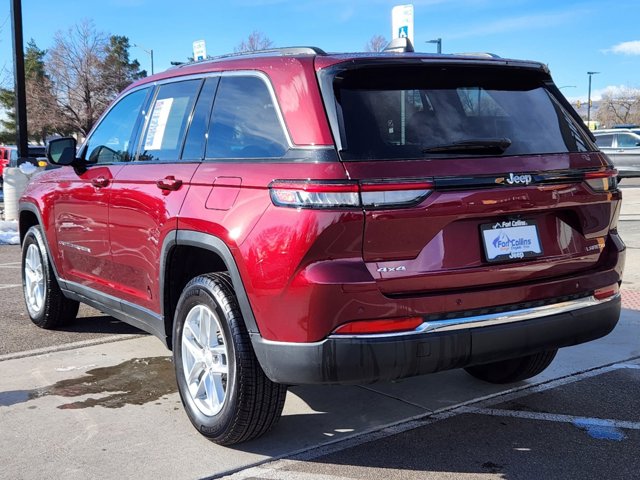 2023 Jeep Grand Cherokee Laredo 3