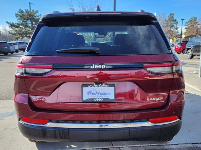 2023 Jeep Grand Cherokee Laredo 12