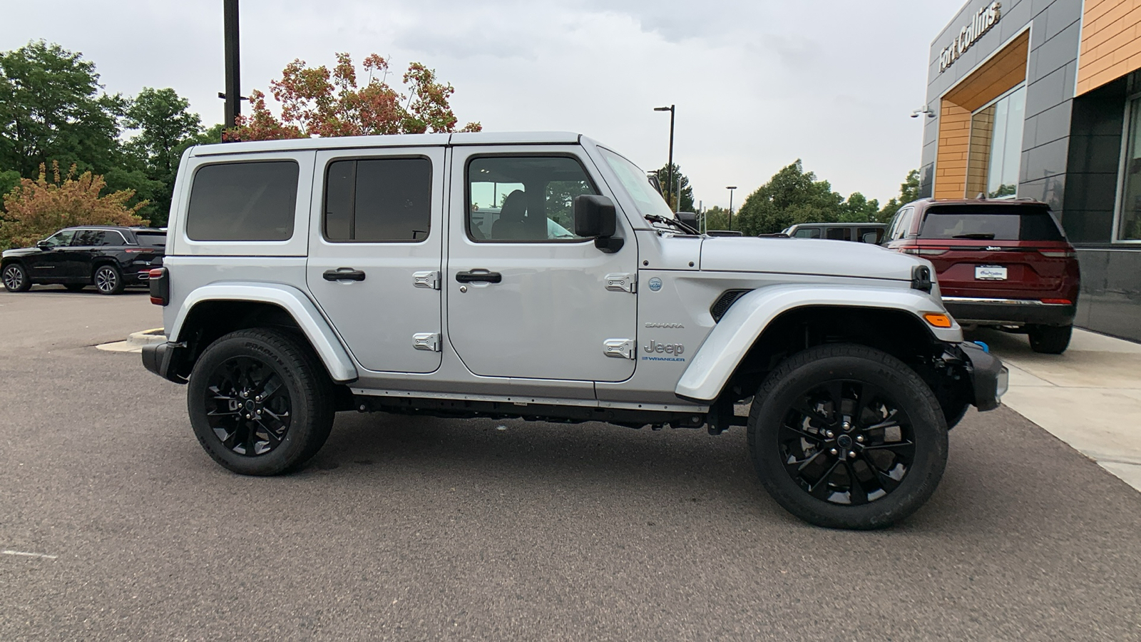 2024 Jeep Wrangler 4xe Sahara 4