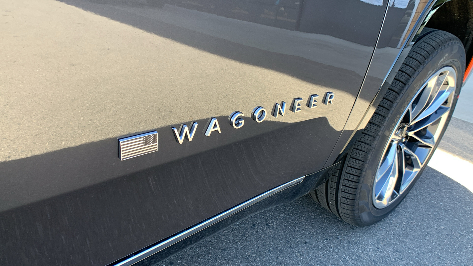 2024 Jeep Wagoneer L Series III 14