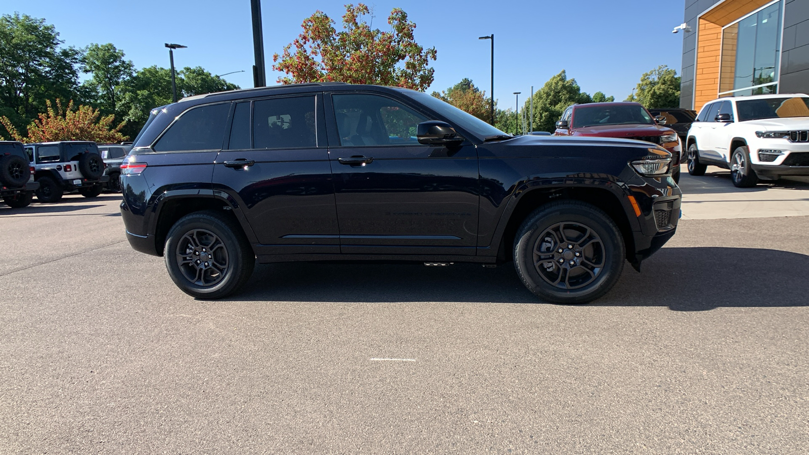 2024 Jeep Grand Cherokee 4xe Anniversary Edition 5