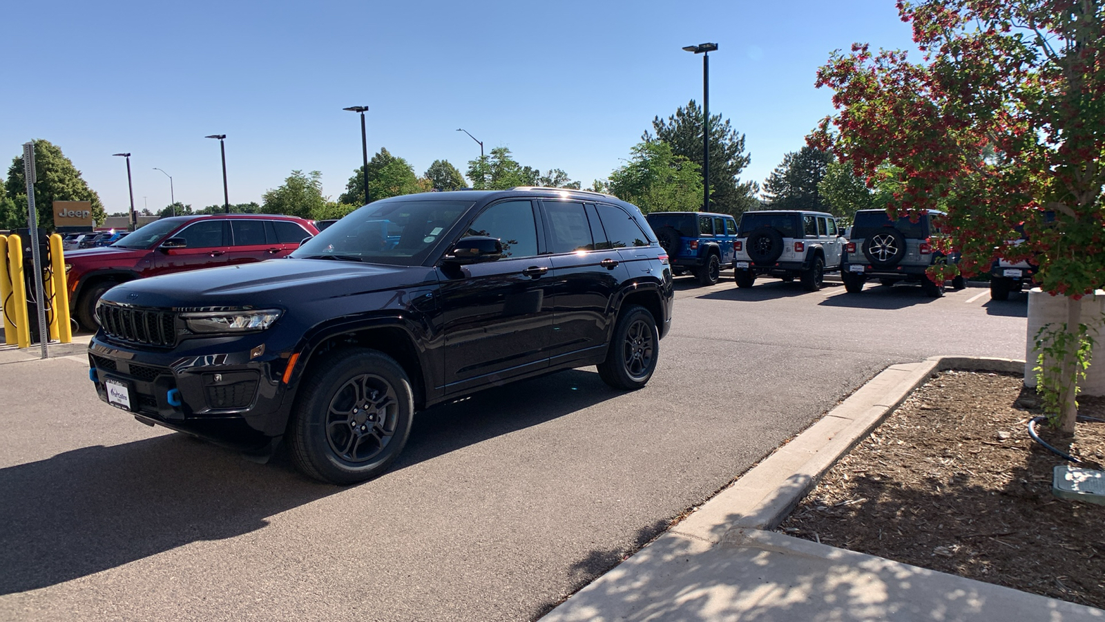 2024 Jeep Grand Cherokee 4xe Anniversary Edition 19