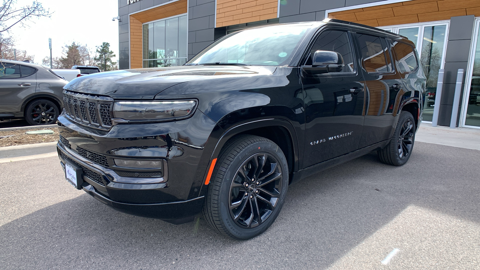 2024 Jeep Grand Wagoneer Series II Obsidian 2