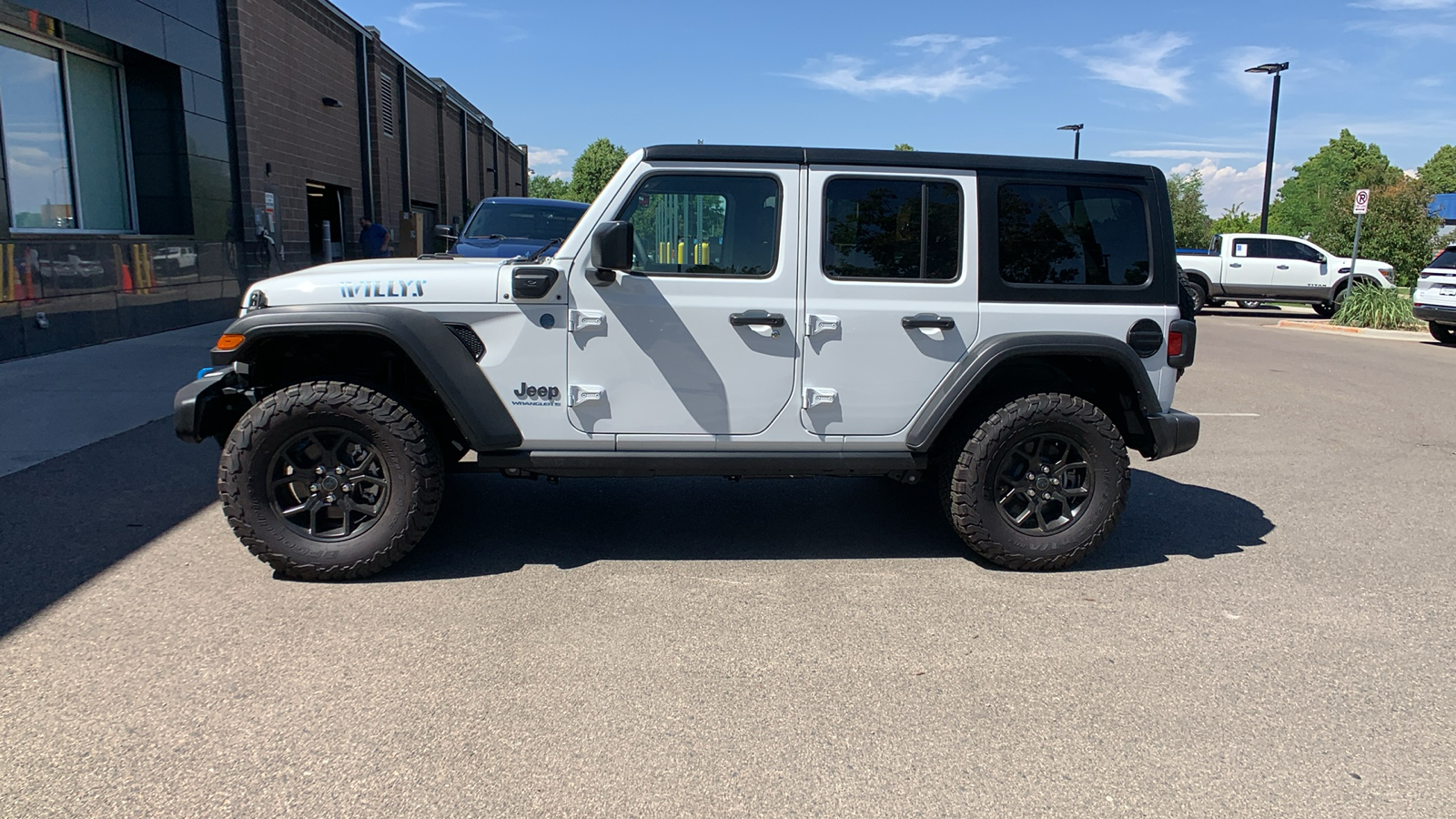 2024 Jeep Wrangler 4xe Willys 9