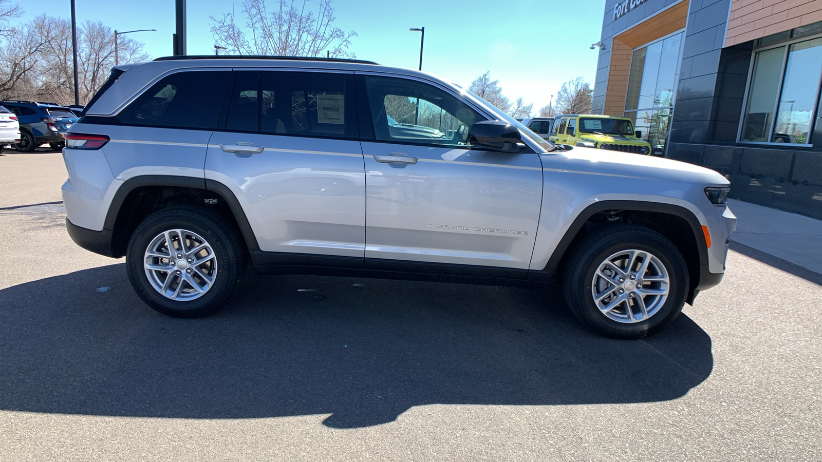 2024 Jeep Grand Cherokee Laredo X 5