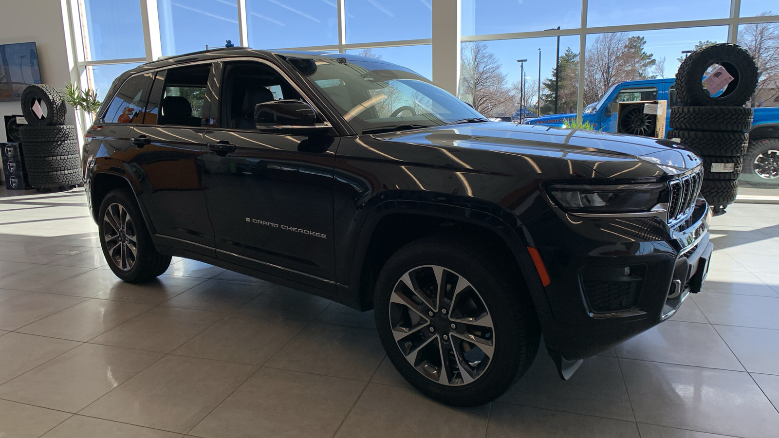 2024 Jeep Grand Cherokee Overland 4