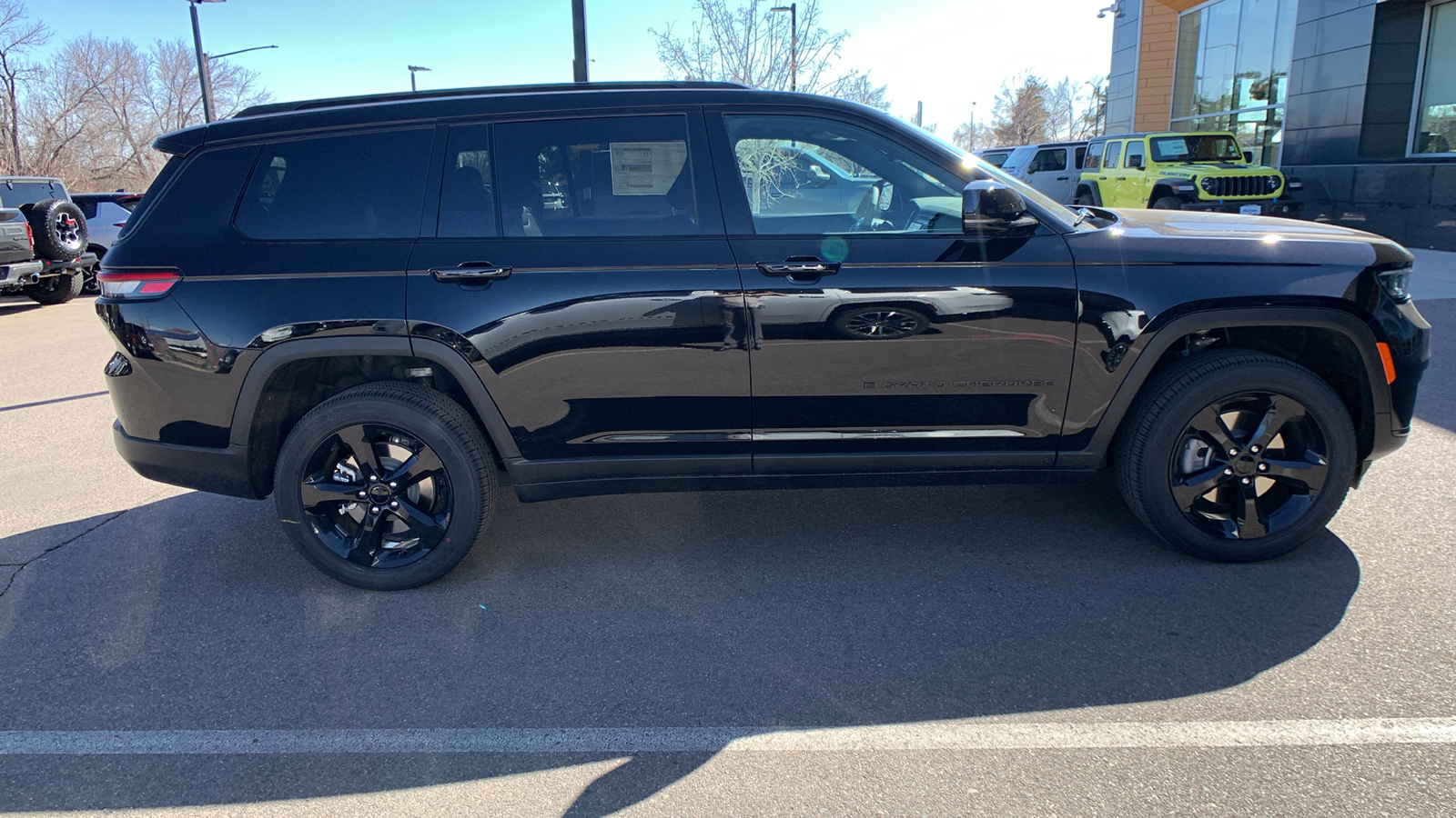 2024 Jeep Grand Cherokee L Altitude 5