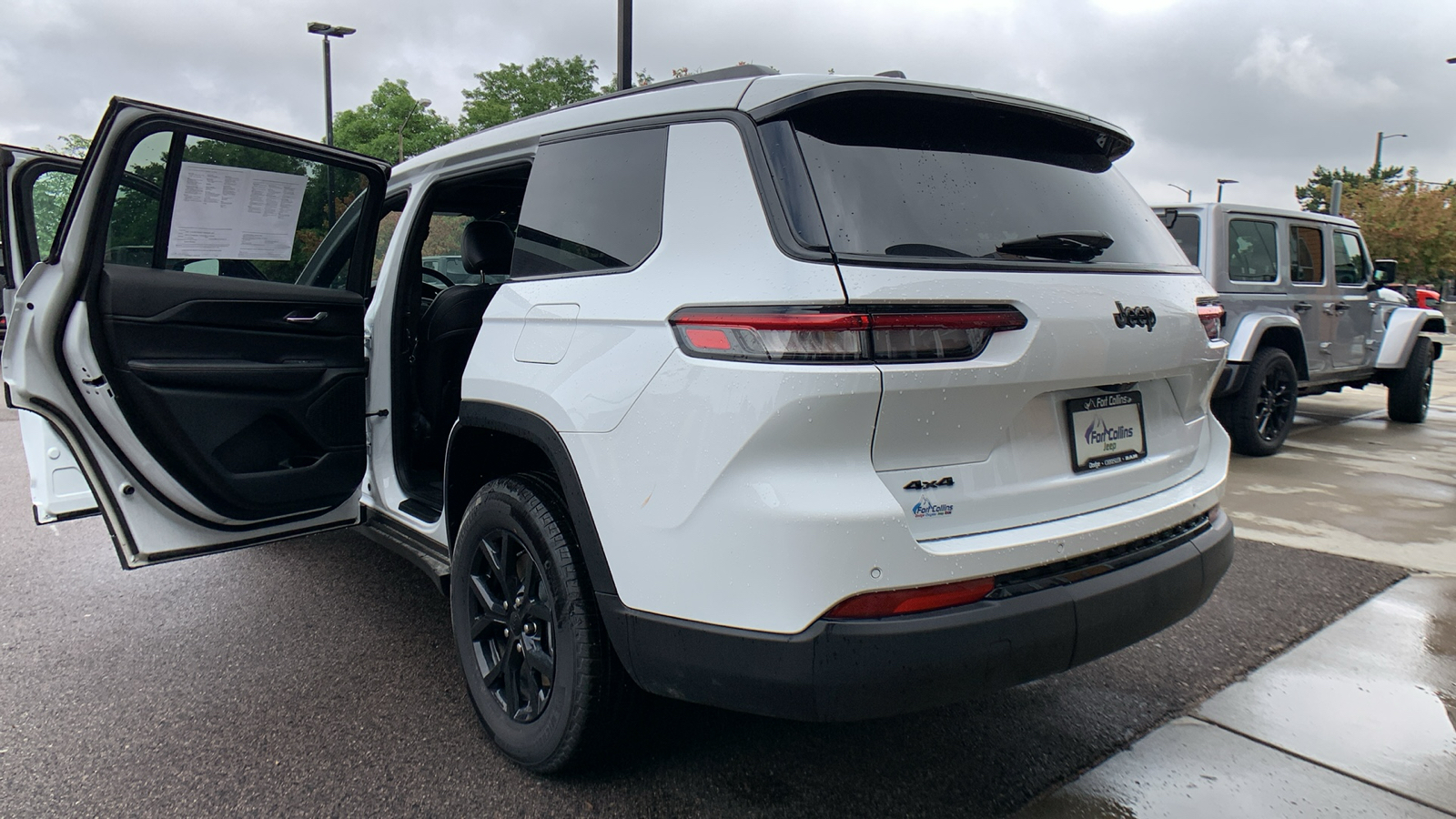 2024 Jeep Grand Cherokee L Altitude X 10