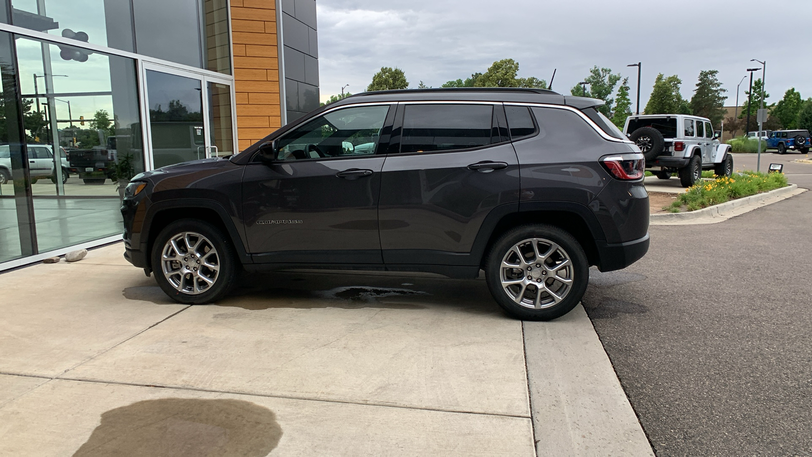 2024 Jeep Compass Latitude Lux 9