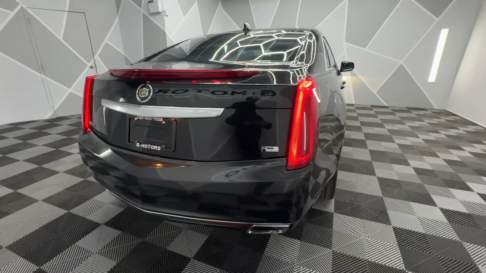 2015 Cadillac XTS Platinum Collection Sedan 4D 12
