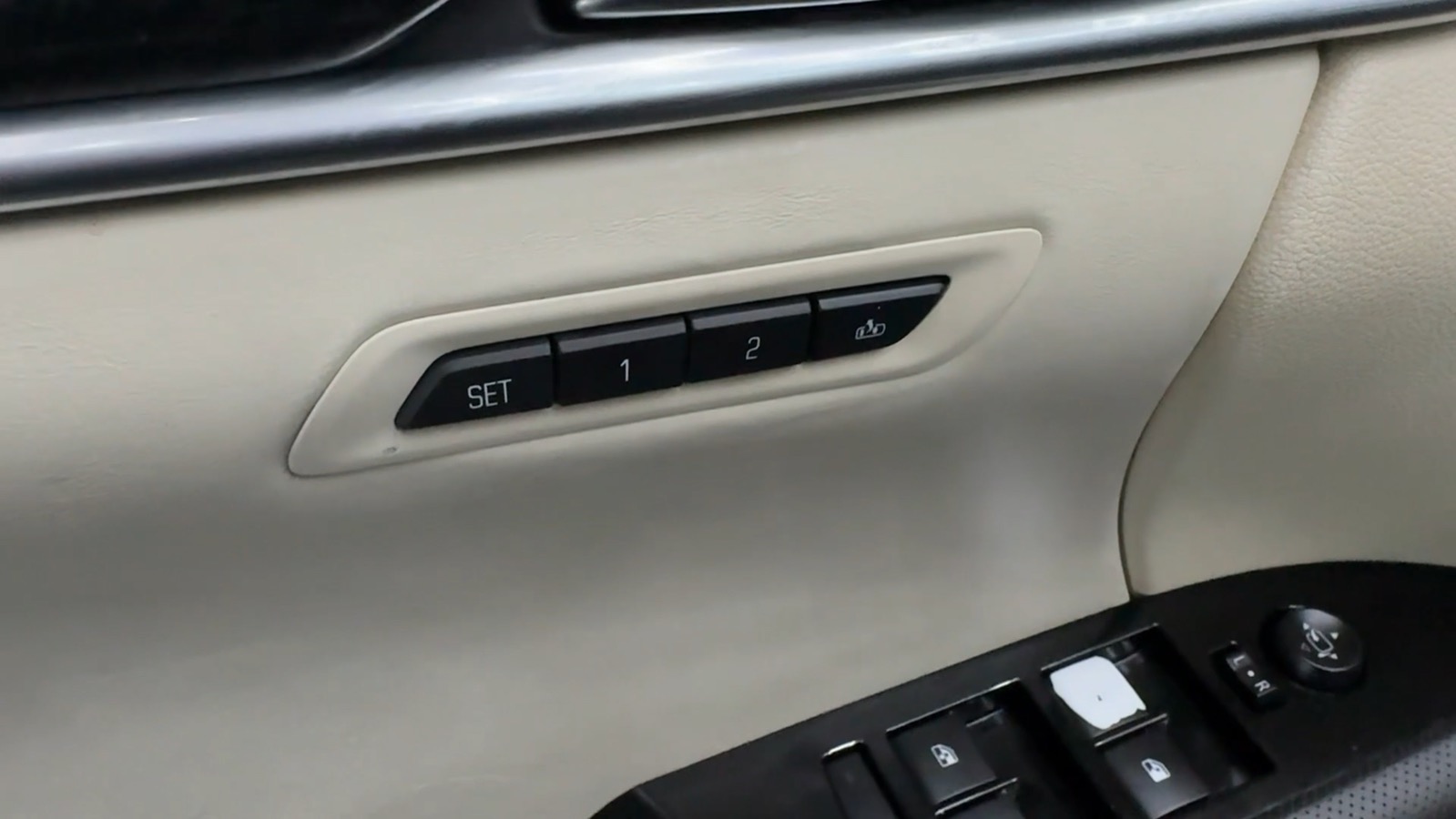 2015 Cadillac XTS Platinum Collection Sedan 4D 55