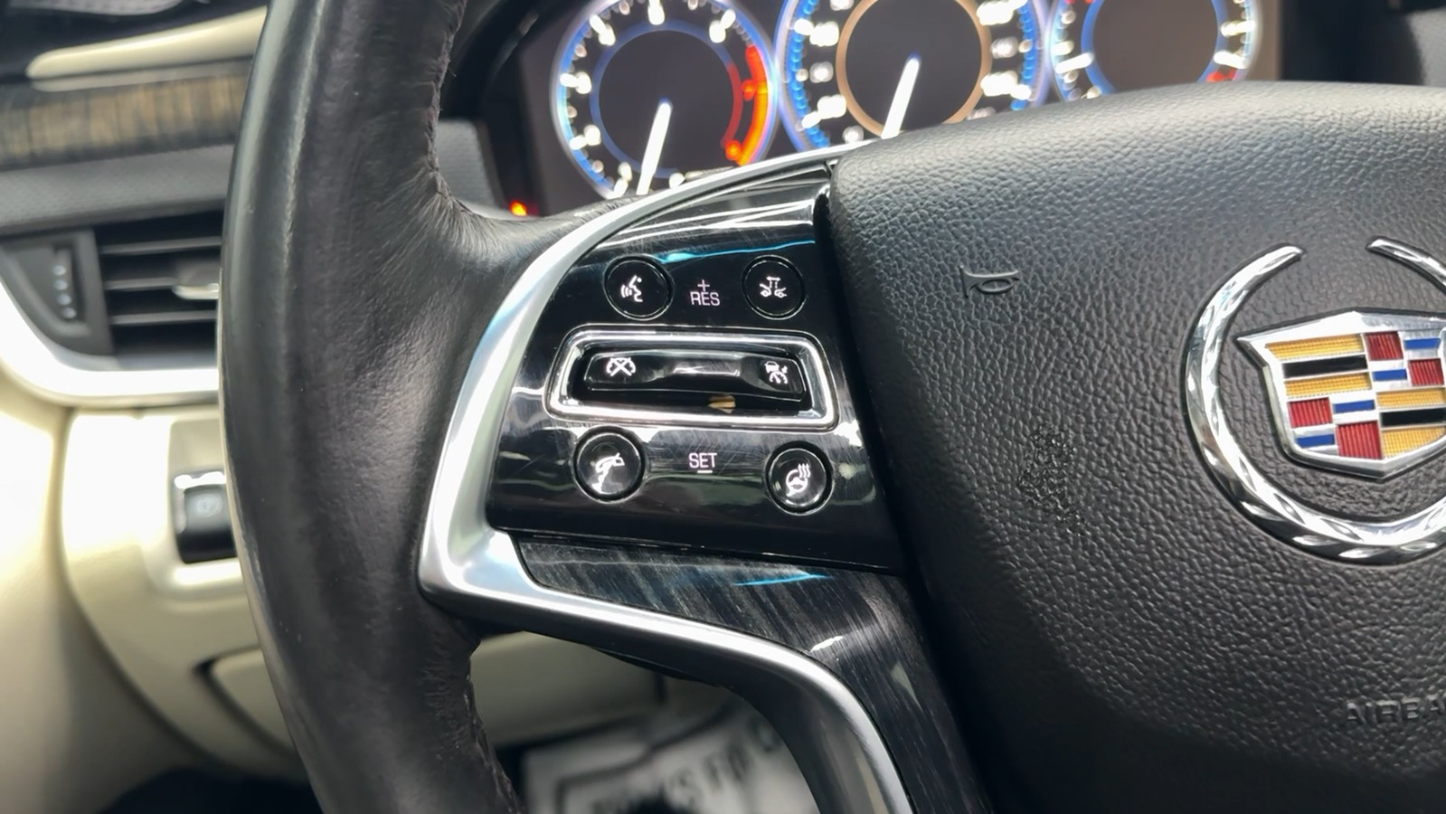 2015 Cadillac XTS Platinum Collection Sedan 4D 62