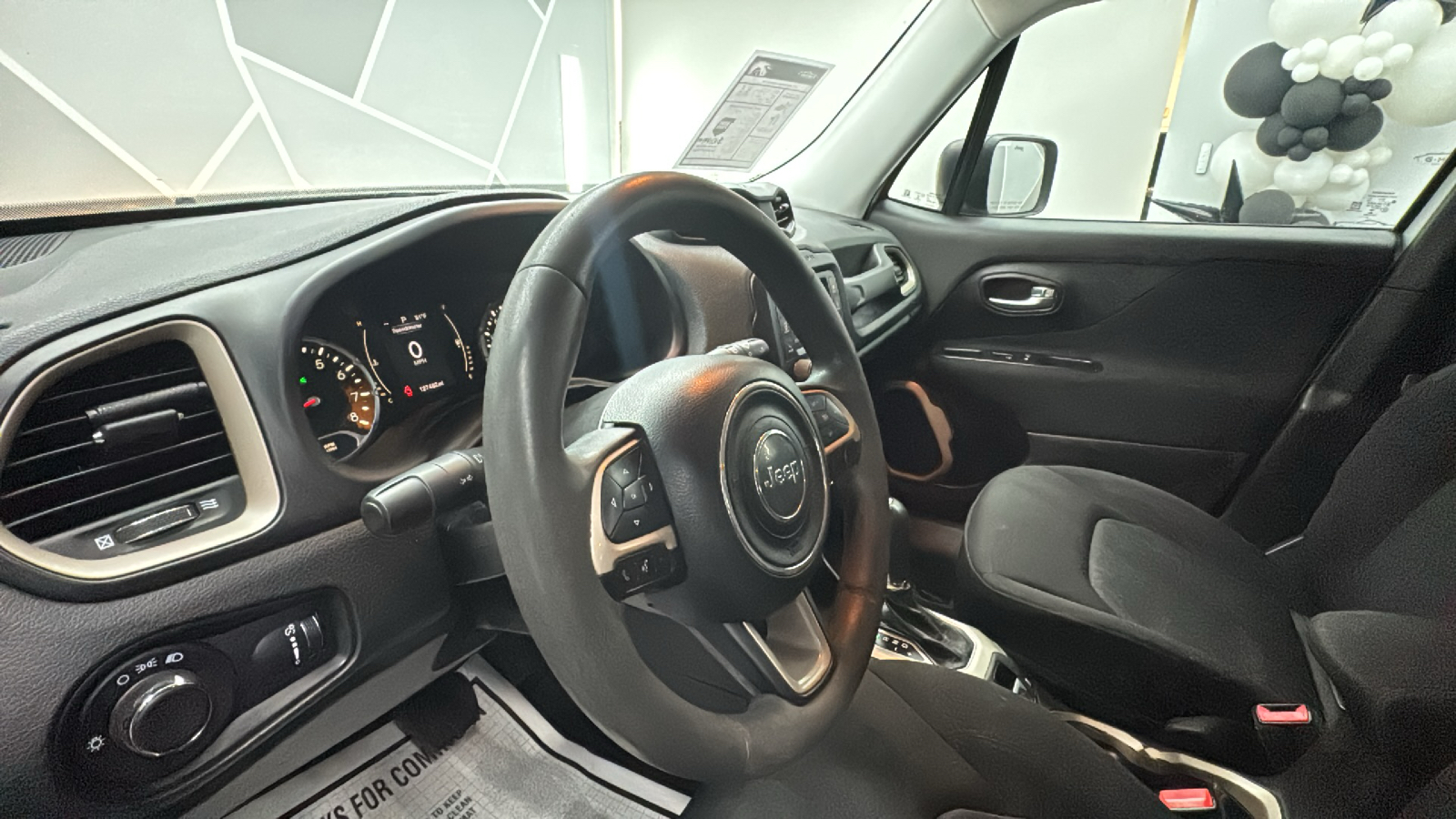 2015 Jeep Renegade Sport SUV 4D 38