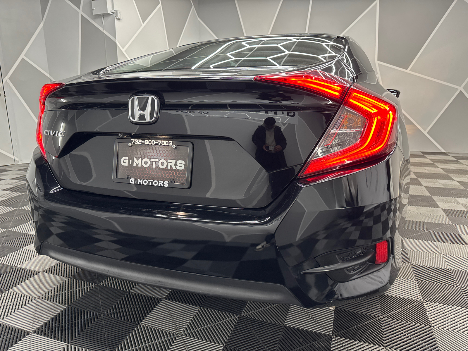 2018 Honda Civic LX Sedan 4D 8