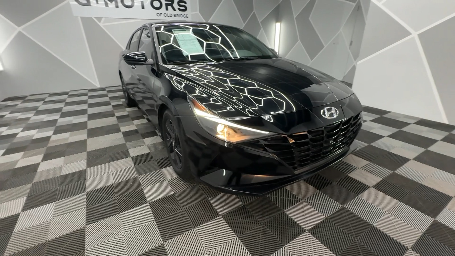 2021 Hyundai Elantra SEL Sedan 4D 15