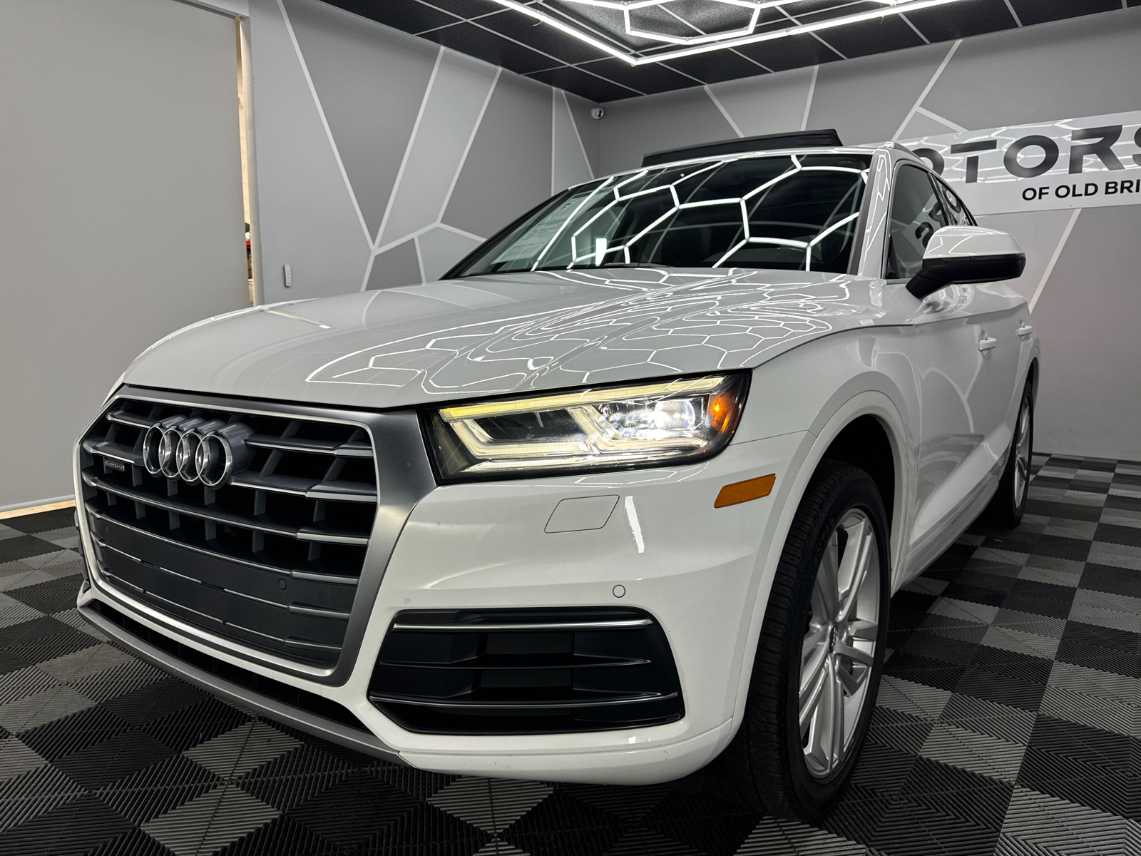 2018 Audi Q5  1