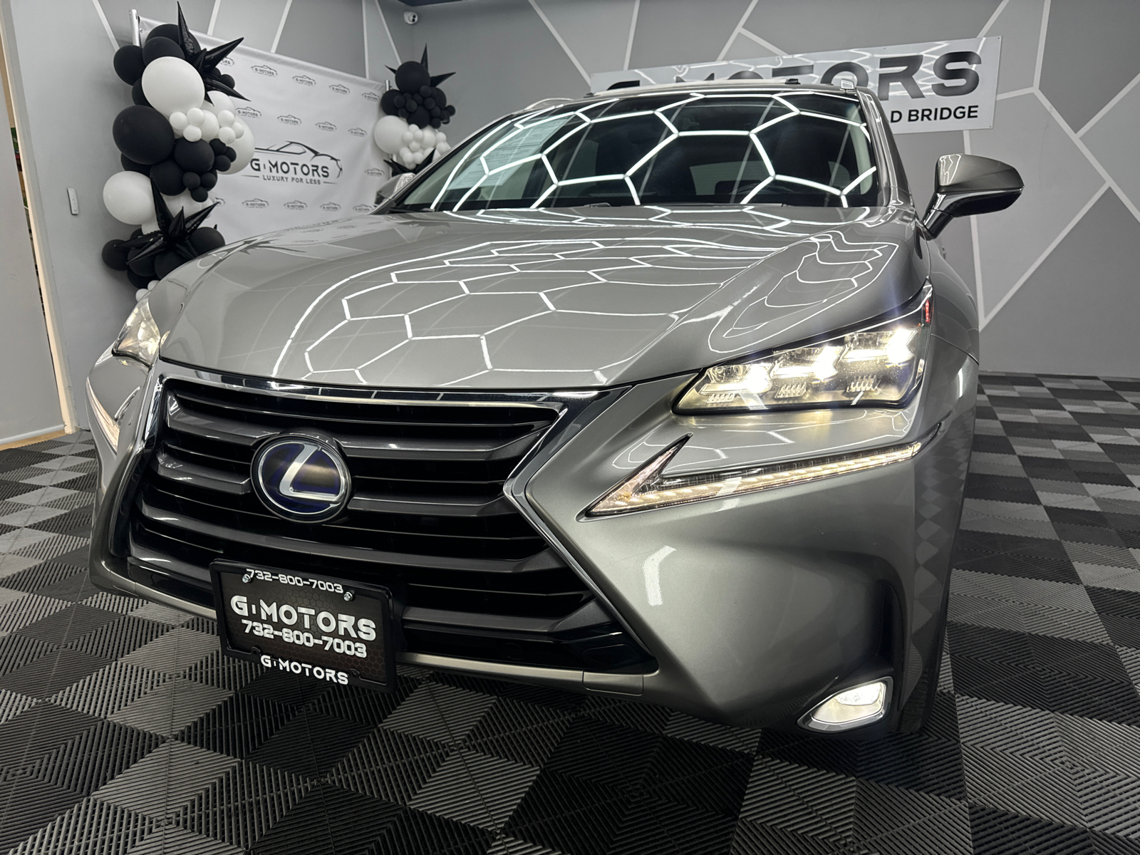 2015 Lexus NX 300h Sport Utility 4D 16