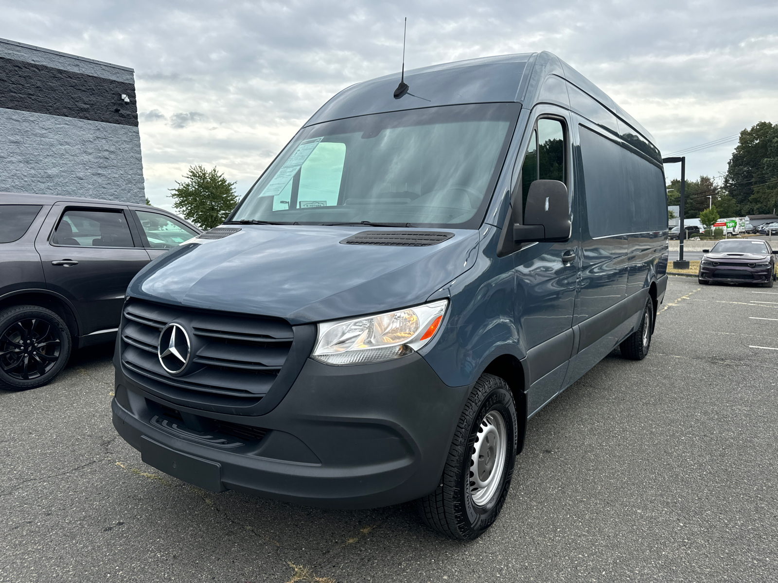 2019 Mercedes-Benz Sprinter 2500 Crew High Roof w/170 WB Van 3D 1