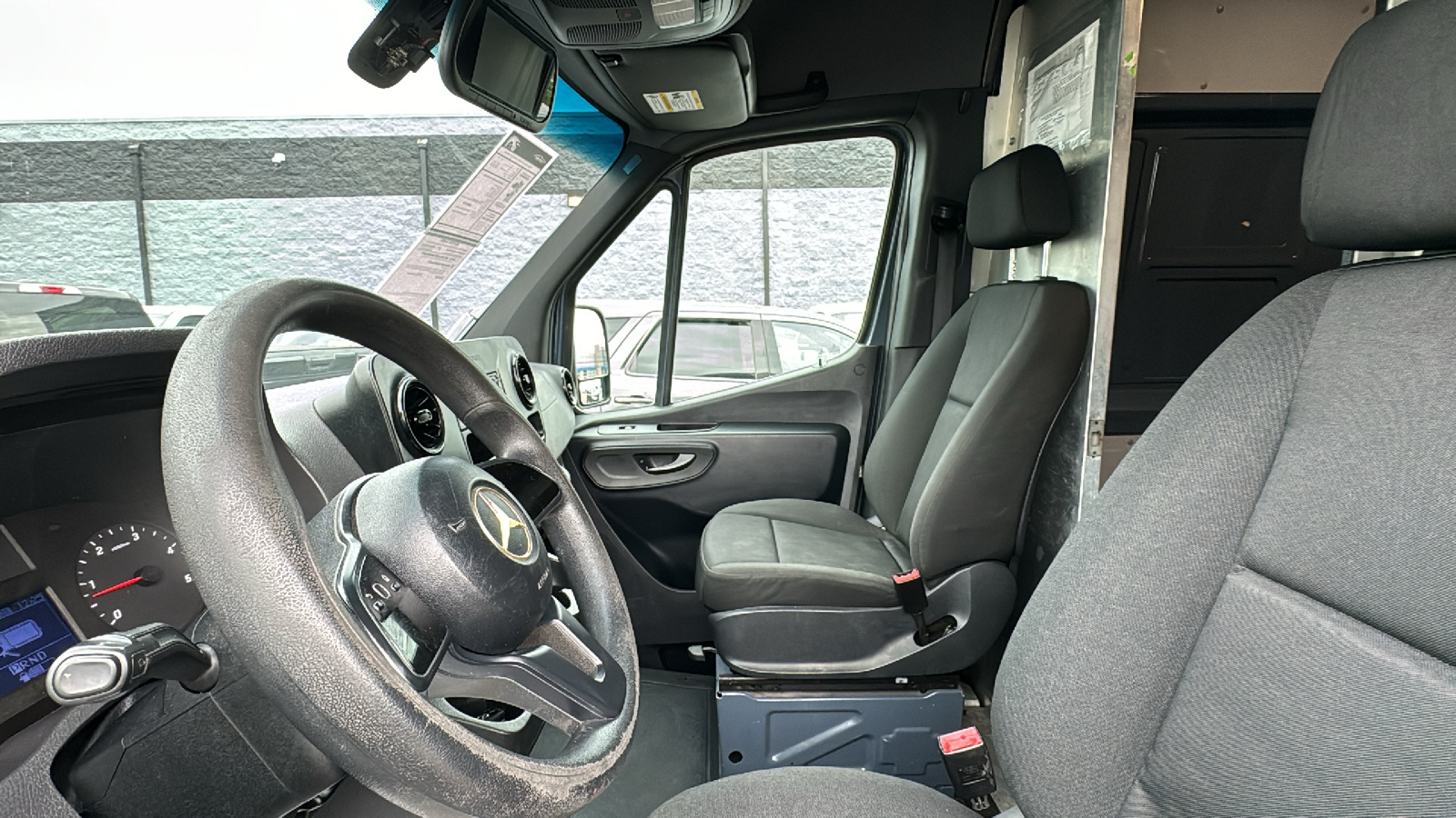 2019 Mercedes-Benz Sprinter 2500 Crew High Roof w/170 WB Van 3D 34