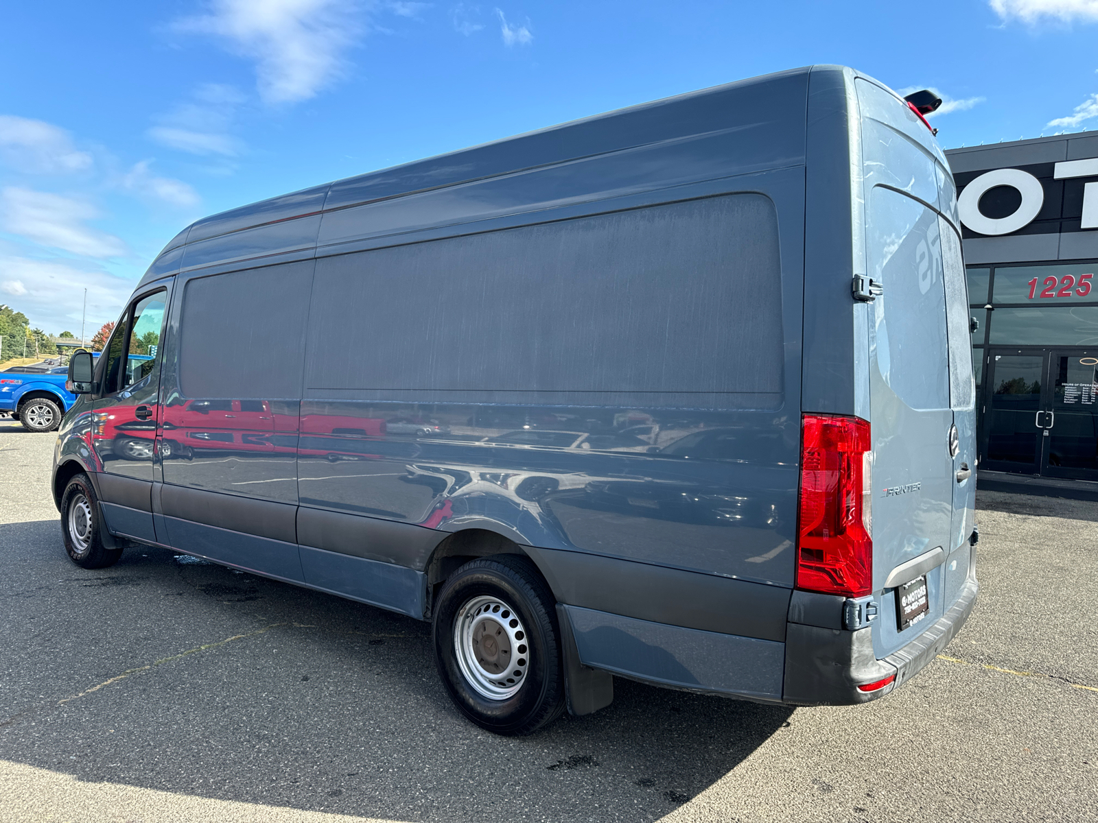 2019 Mercedes-Benz Sprinter 2500 Crew High Roof w/170 WB Van 3D 4