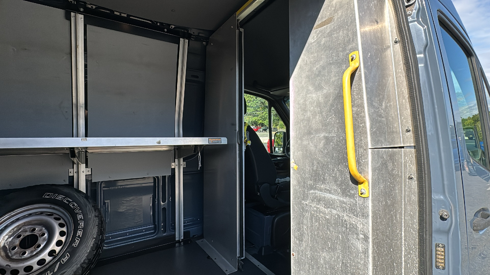 2019 Mercedes-Benz Sprinter 2500 Crew High Roof w/170 WB Van 3D 31