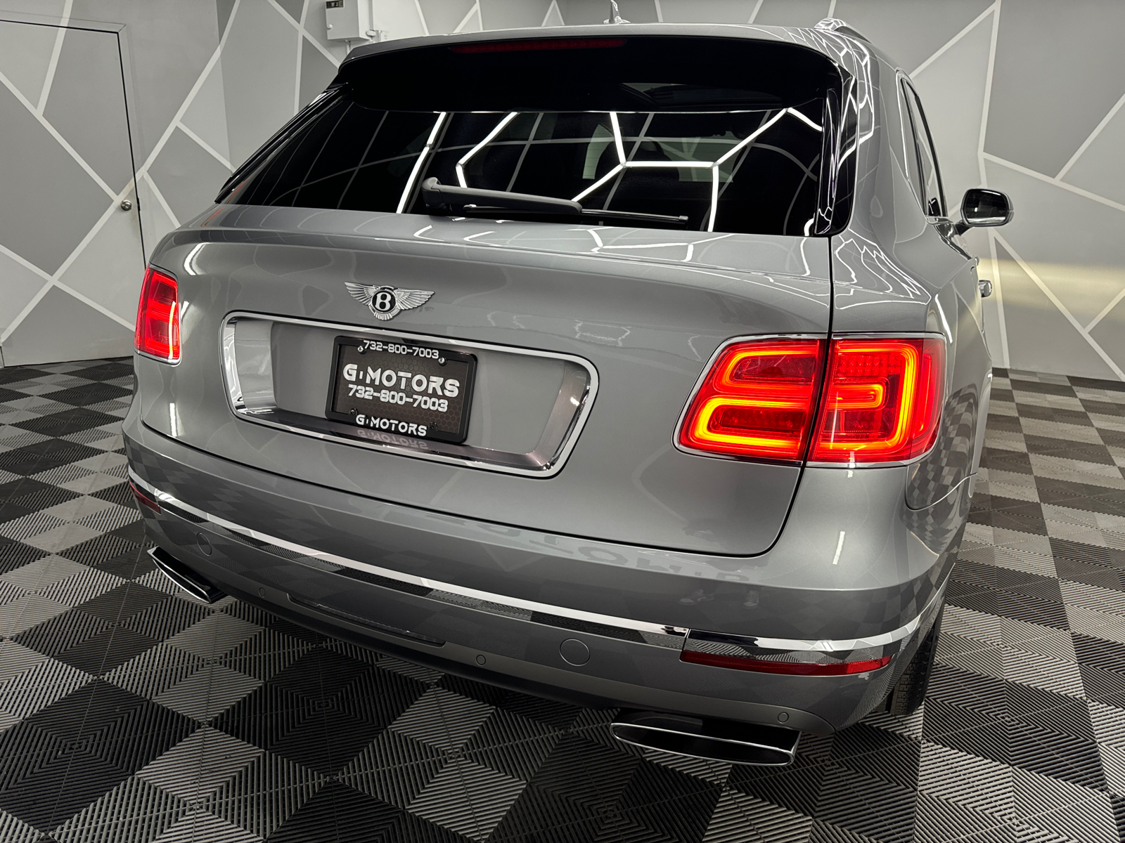 2017 Bentley Bentayga W12 Sport Utility 4D 8