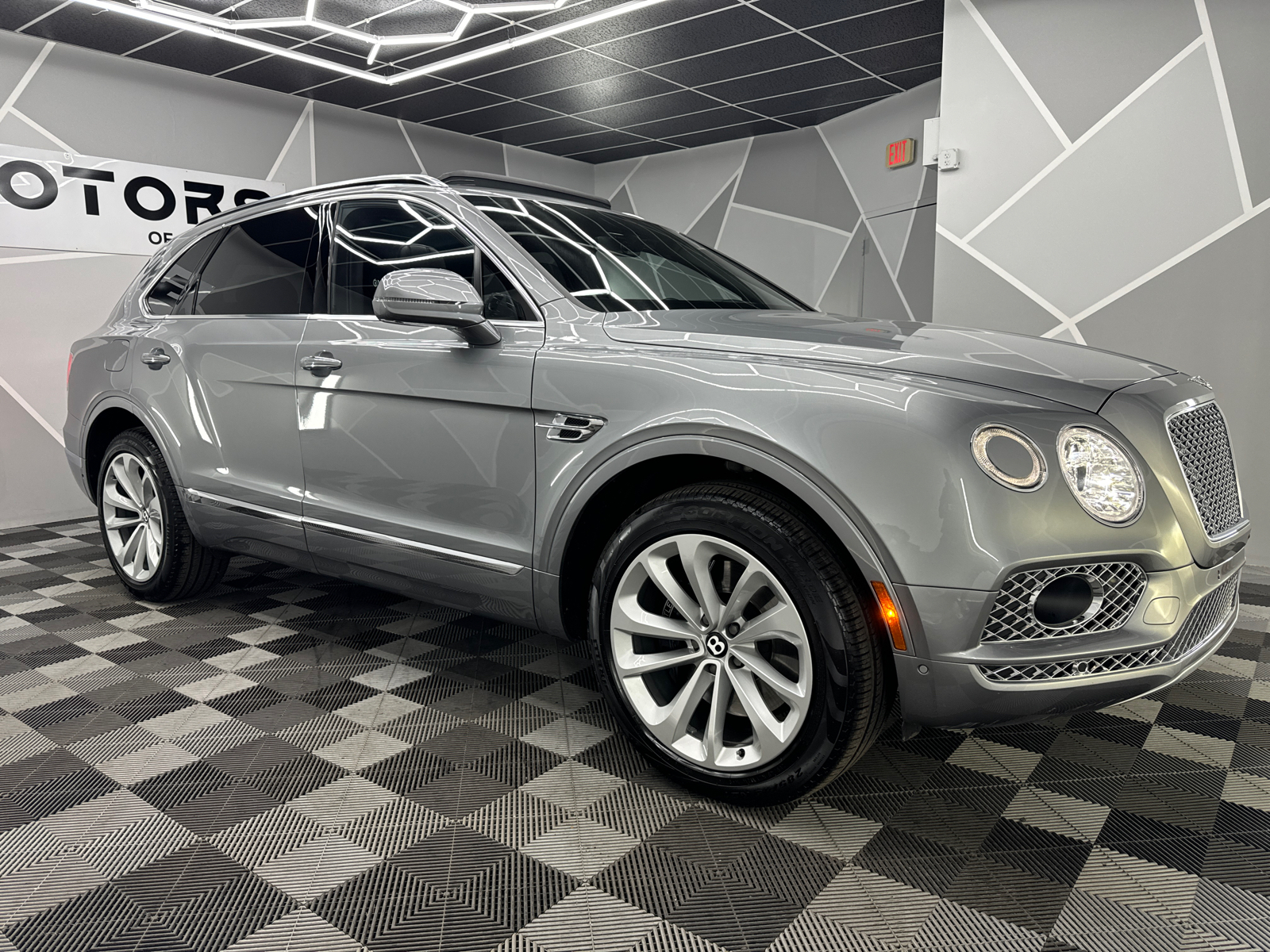 2017 Bentley Bentayga W12 Sport Utility 4D 12