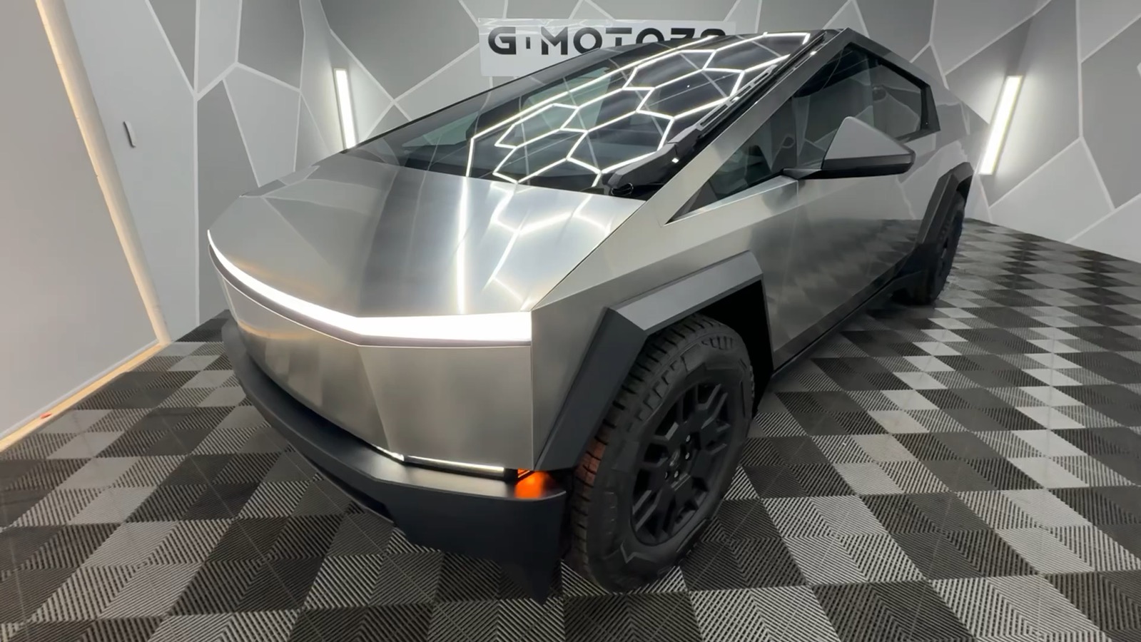 2024 Tesla Cybertruck All-Wheel Drive Pickup 4D 6 ft 1