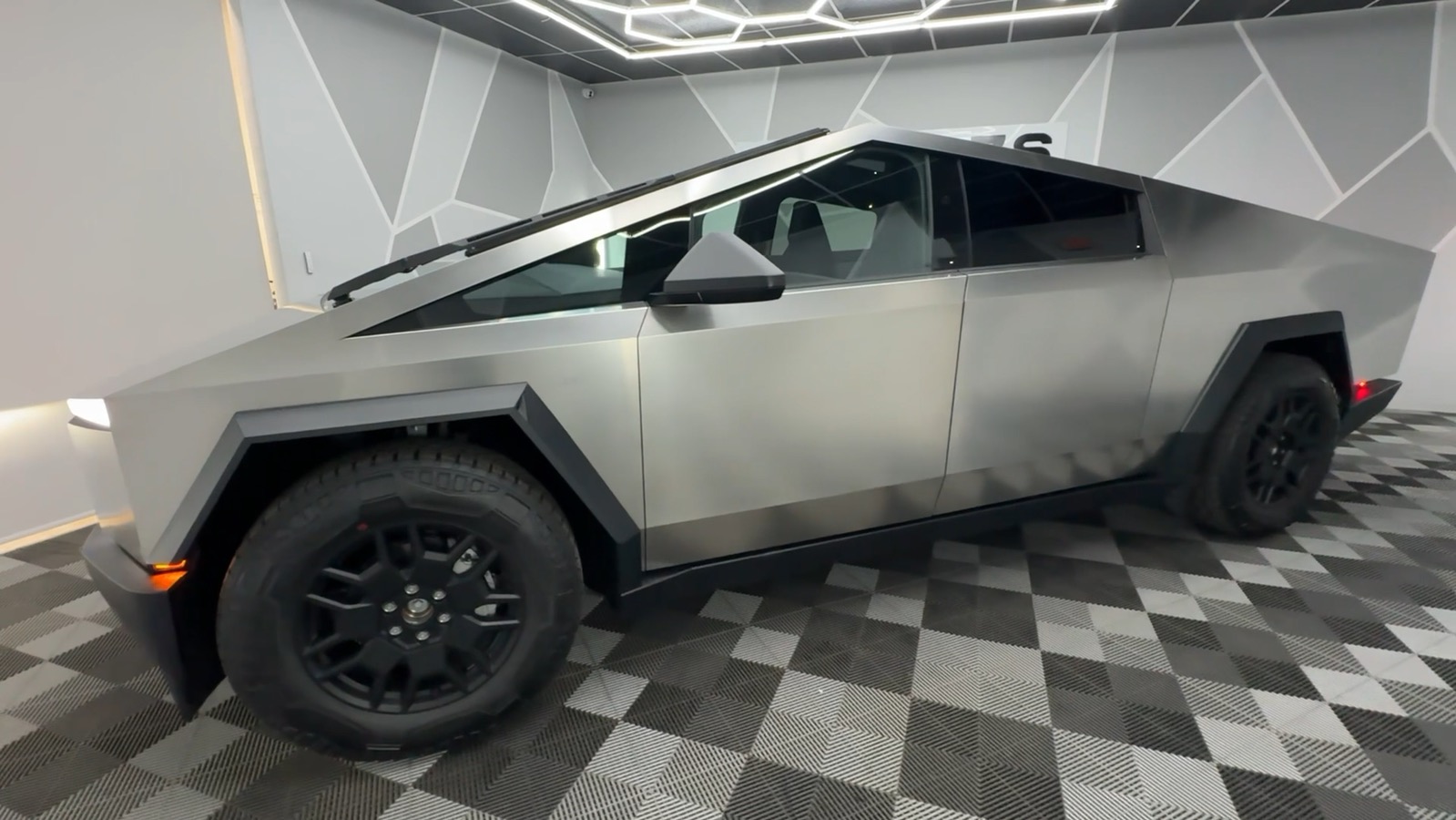 2024 Tesla Cybertruck All-Wheel Drive Pickup 4D 6 ft 2