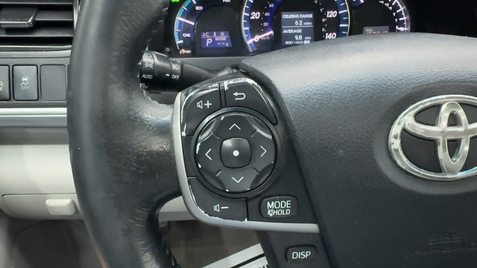 2012 Toyota Camry Hybrid  61