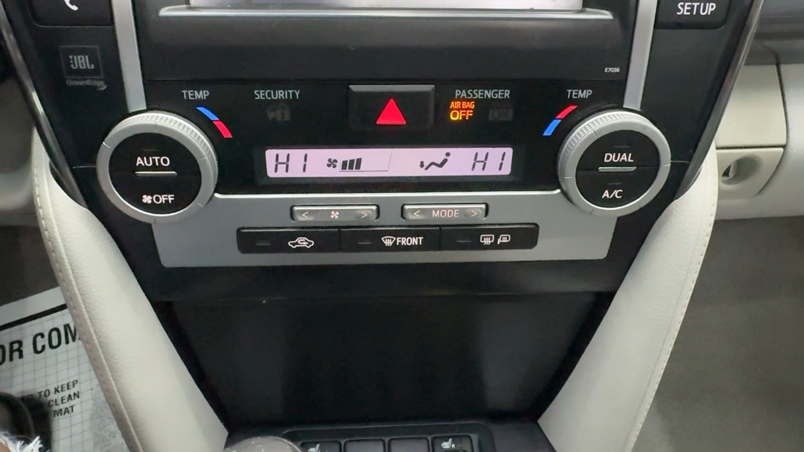 2012 Toyota Camry Hybrid  67
