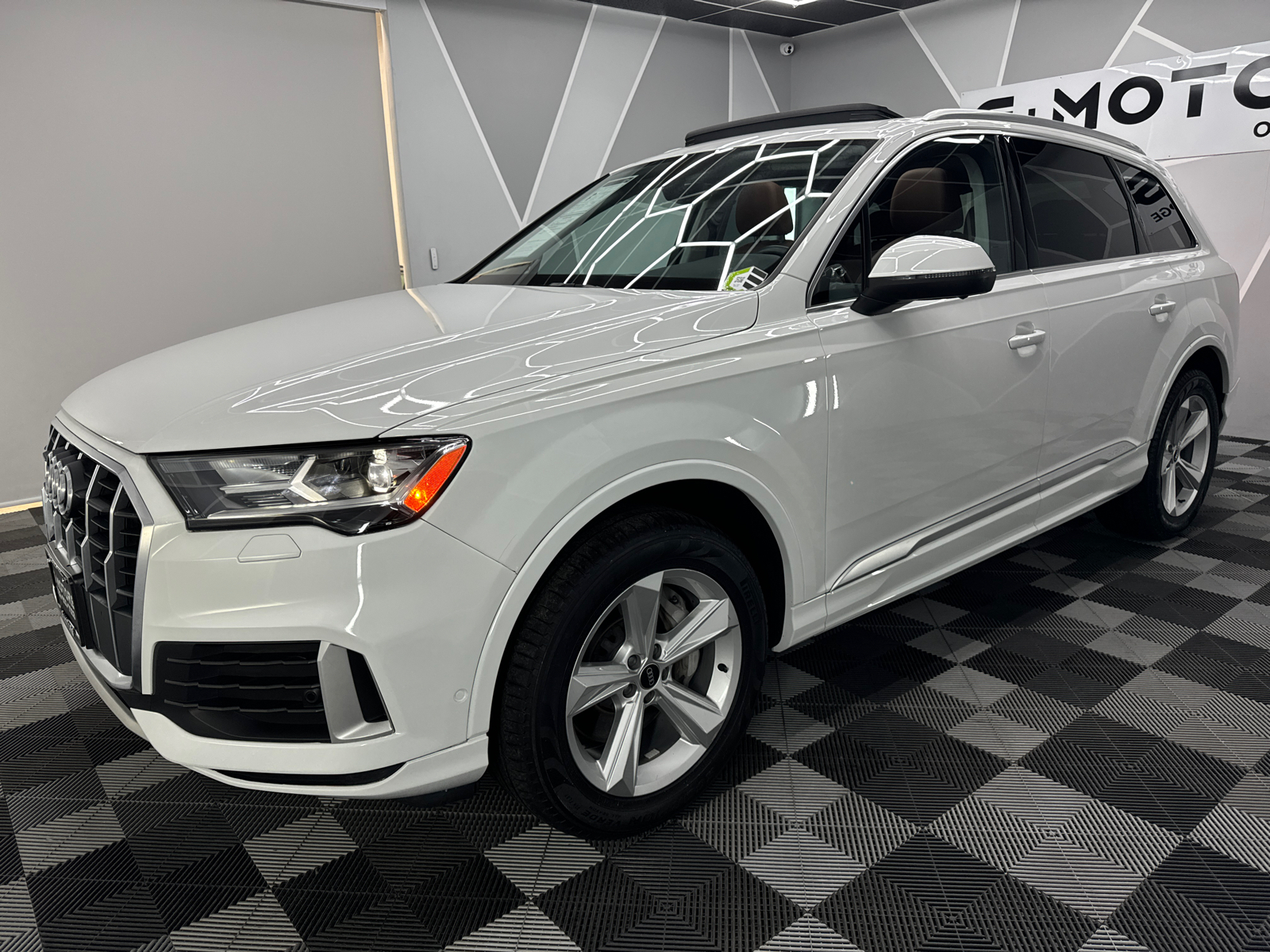 2021 Audi Q7 45 TFSI Premium Sport Utility 4D 2