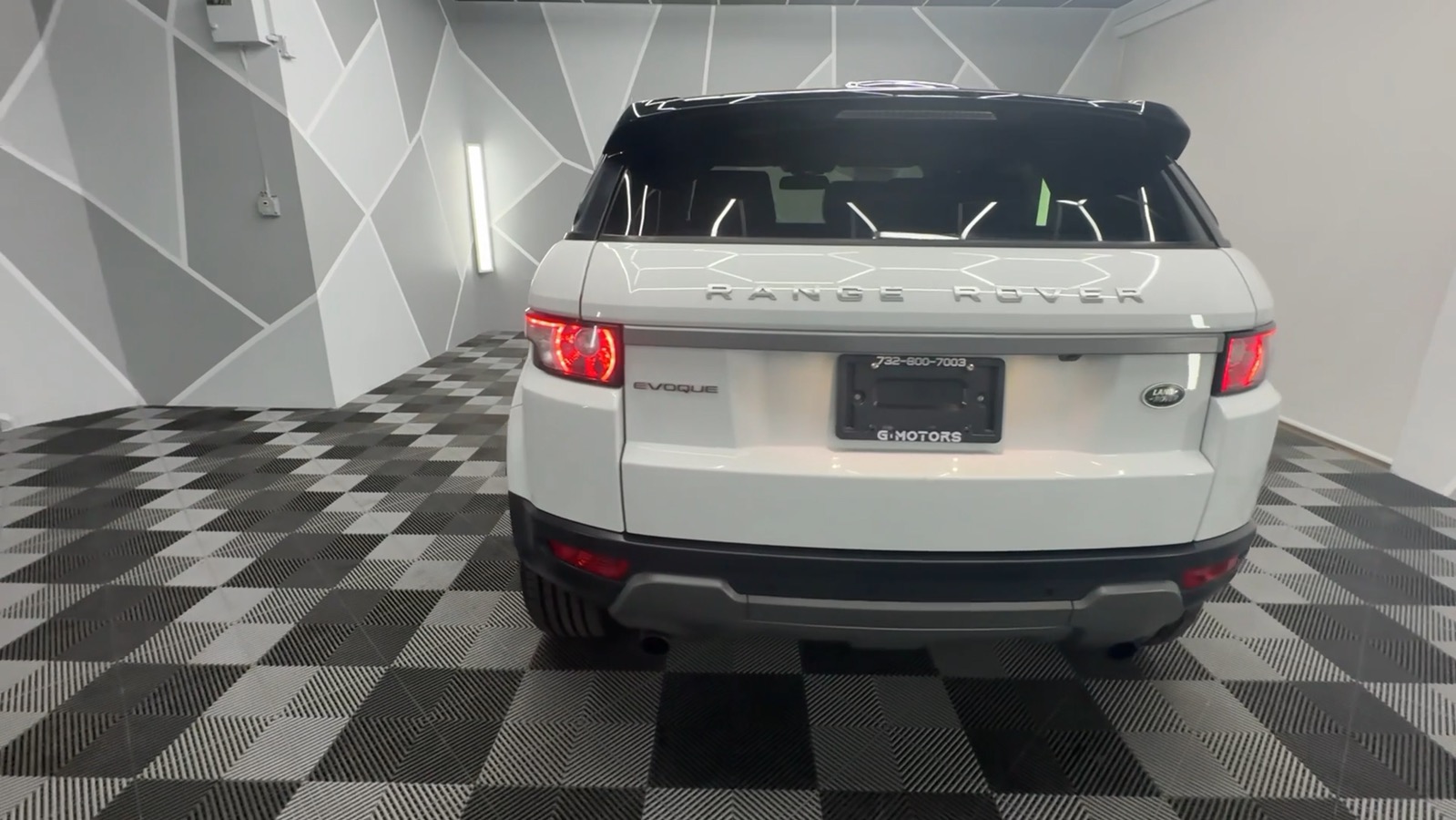 2015 Land Rover Range Rover Evoque Pure Sport Utility 4D 10