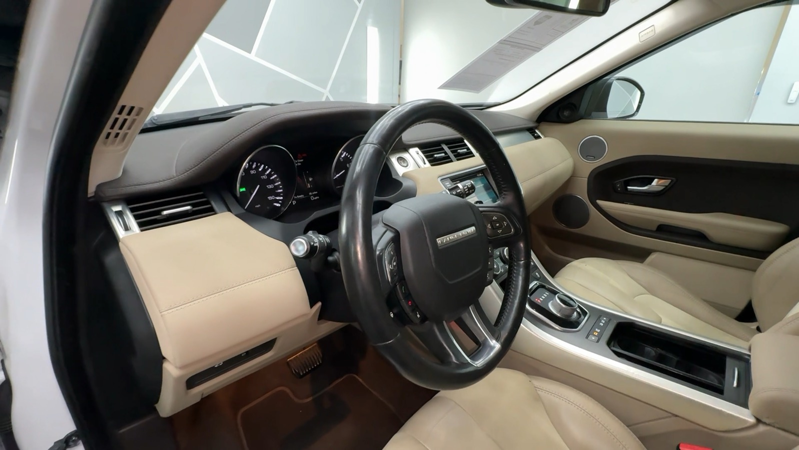 2015 Land Rover Range Rover Evoque Pure Sport Utility 4D 49