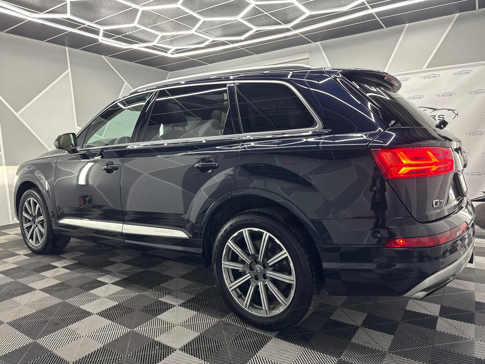 2017 Audi Q7  4