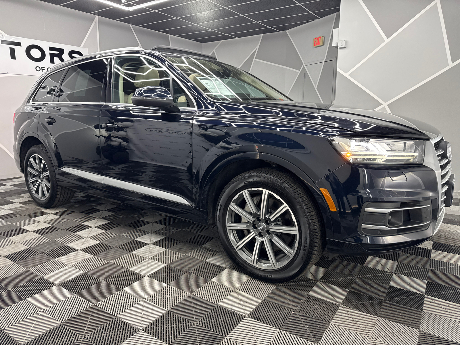 2017 Audi Q7  12