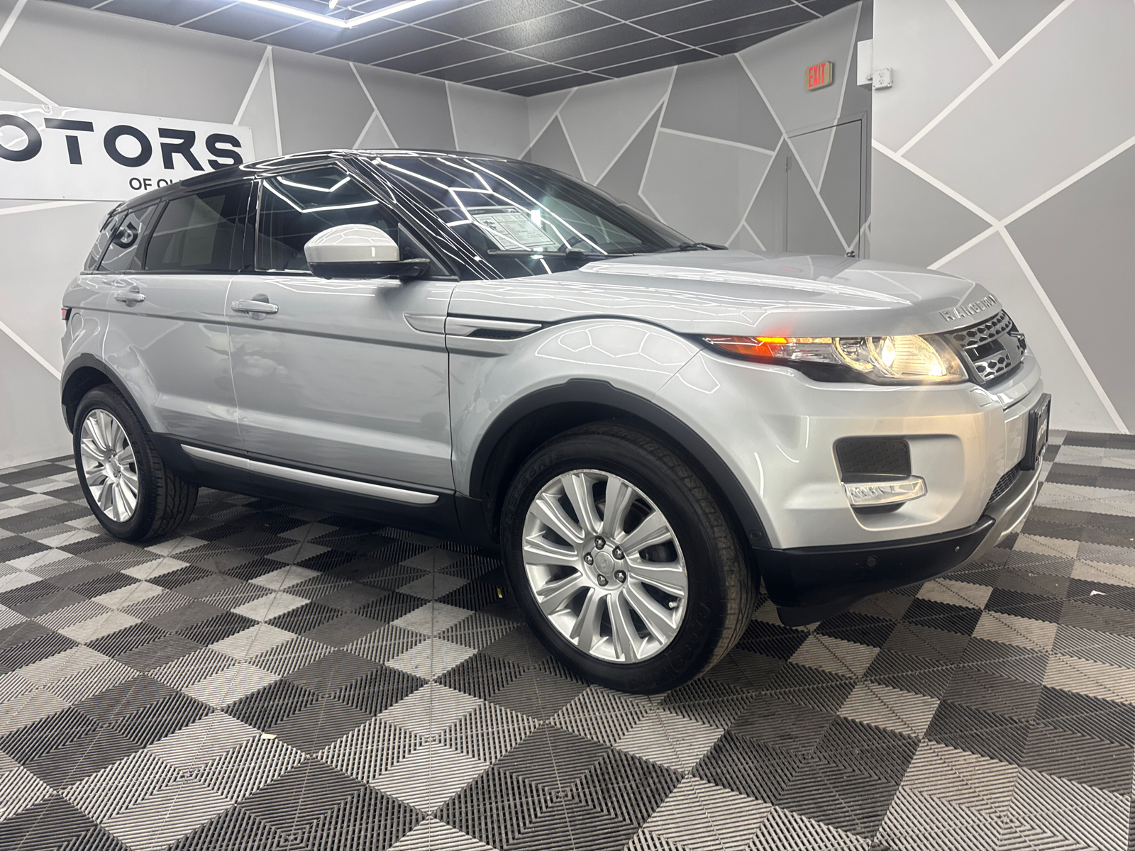 2015 Land Rover Range Rover Evoque Prestige Sport Utility 4D 12