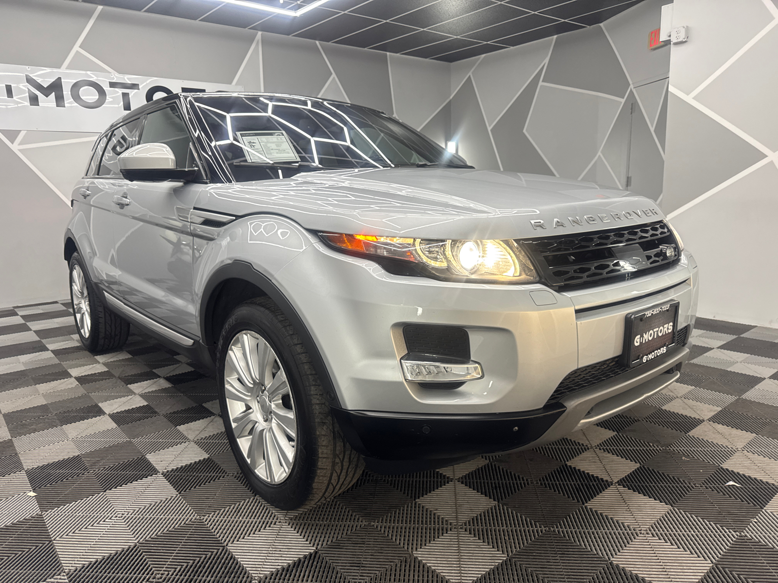 2015 Land Rover Range Rover Evoque Prestige Sport Utility 4D 13