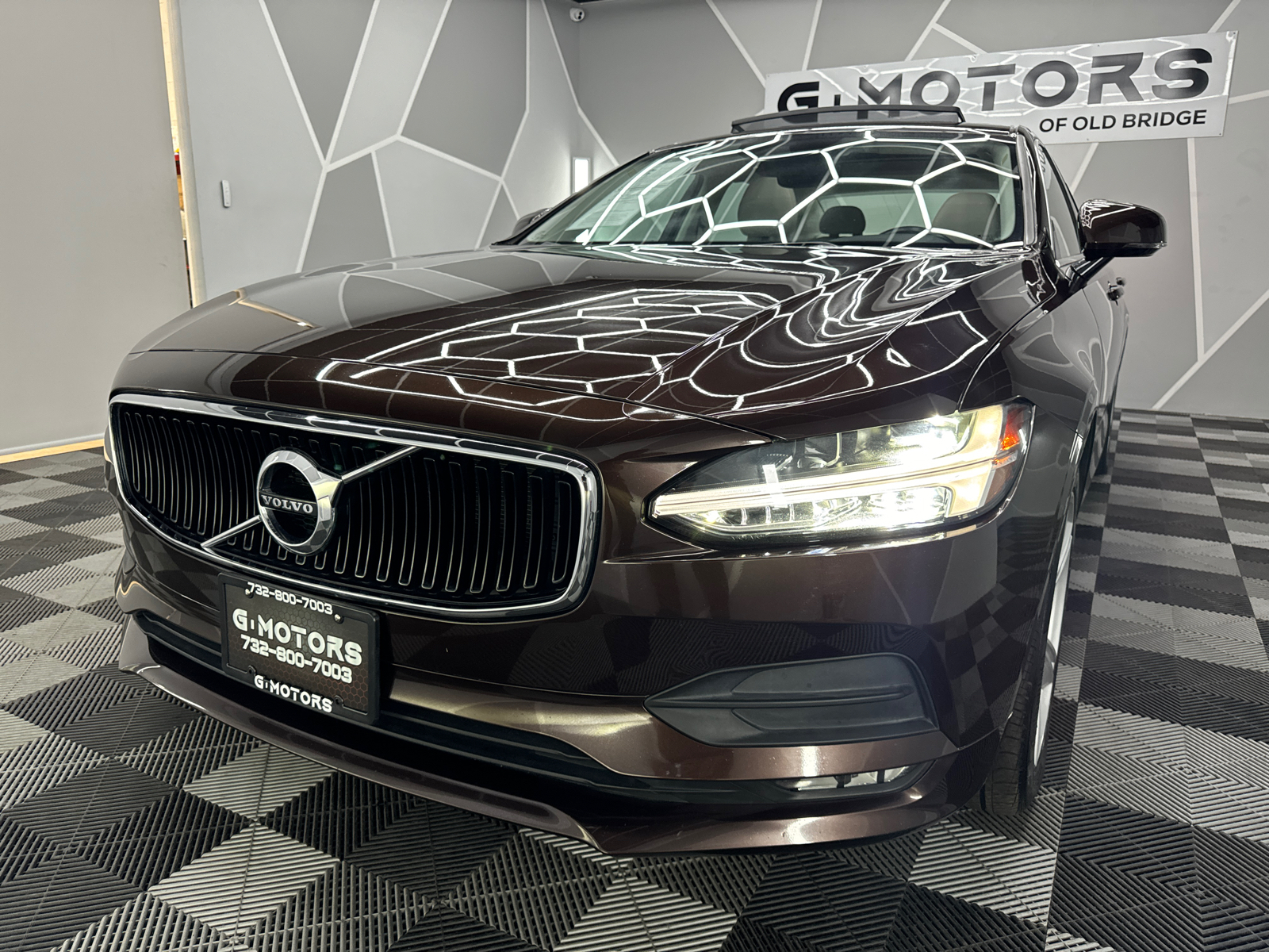 2018 Volvo S90  16