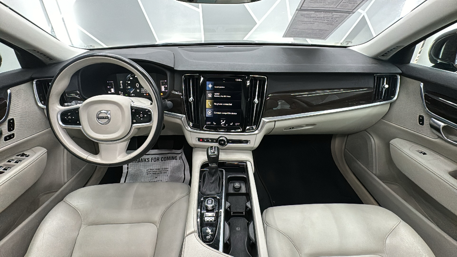 2018 Volvo S90  45