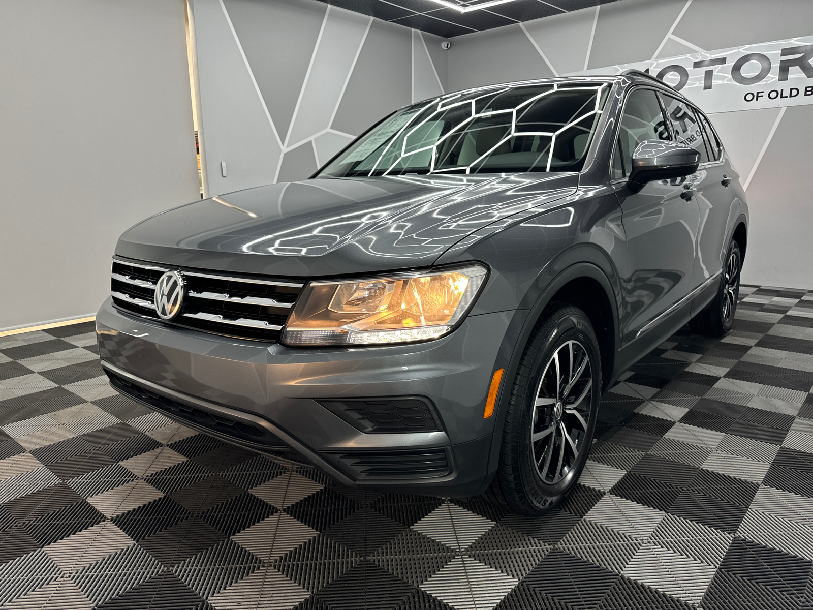 2021 Volkswagen Tiguan  1