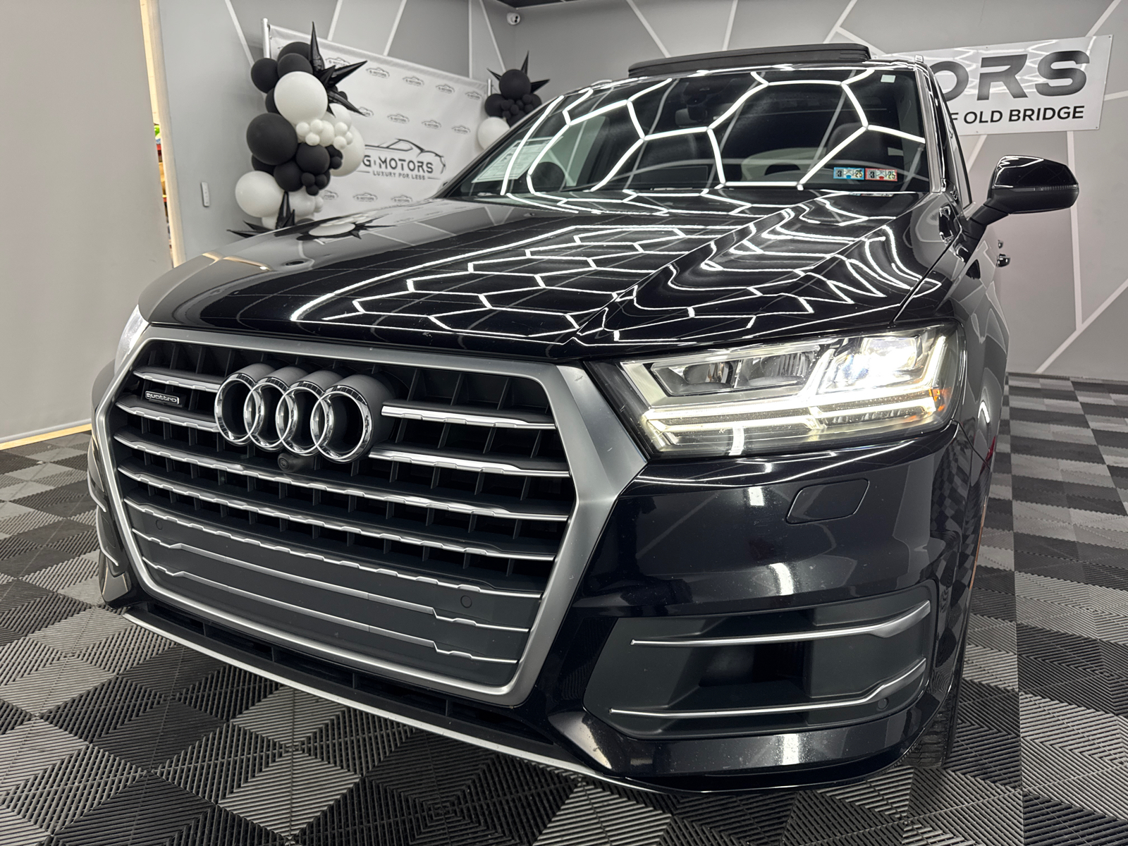 2018 Audi Q7  16