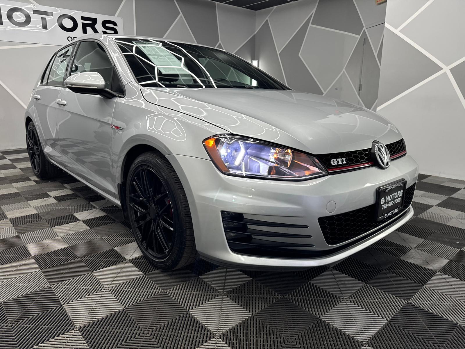 2017 Volkswagen Golf GTI S Hatchback Sedan 4D 13