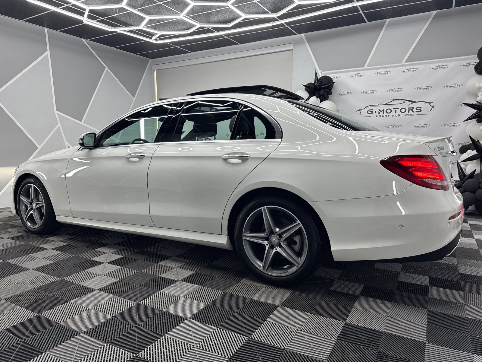 2017 Mercedes-Benz E-Class E 300 4MATIC Sedan 4D 4