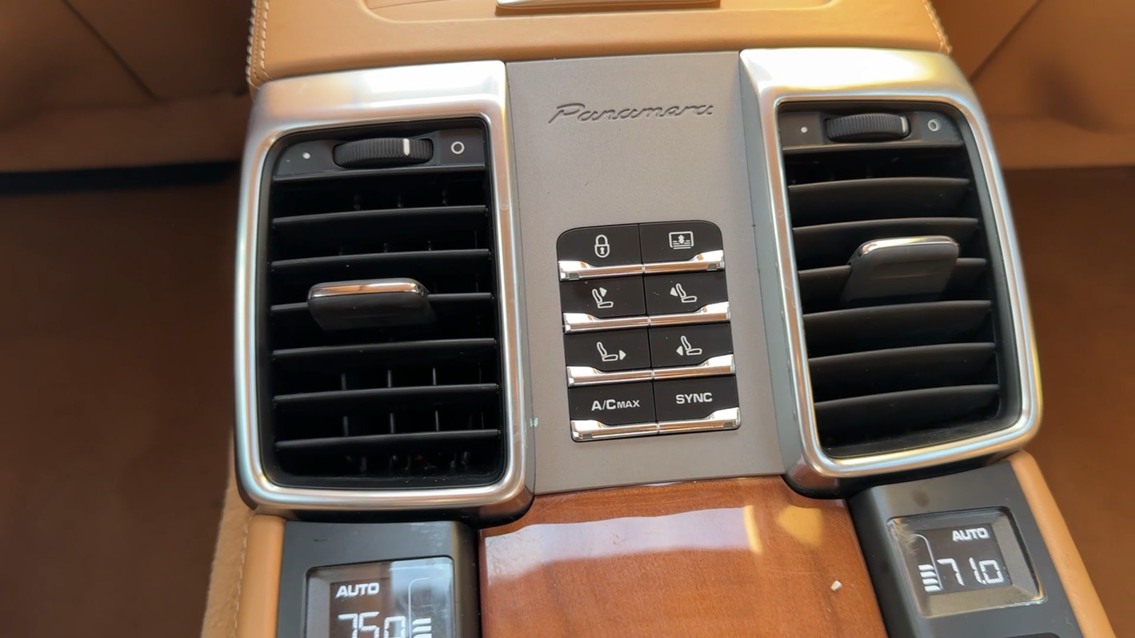 2015 Porsche Panamera 4S Executive Sedan 4D 60